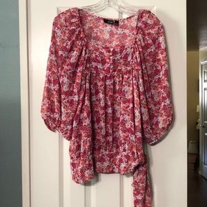 Gorgeous floral top by a.n.a.